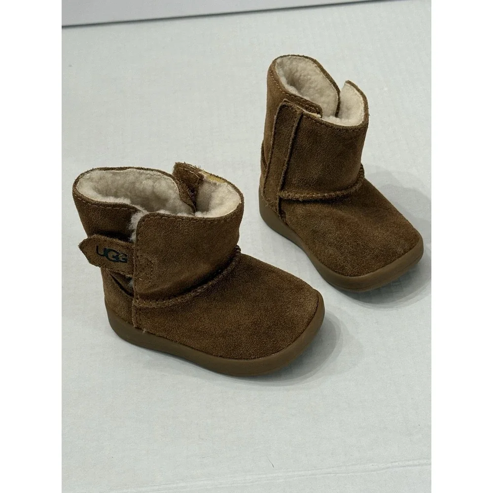 UGG Baby Girls Chestnut Keelan Sherpa Lined Boots SZ 02/03 EUC‎